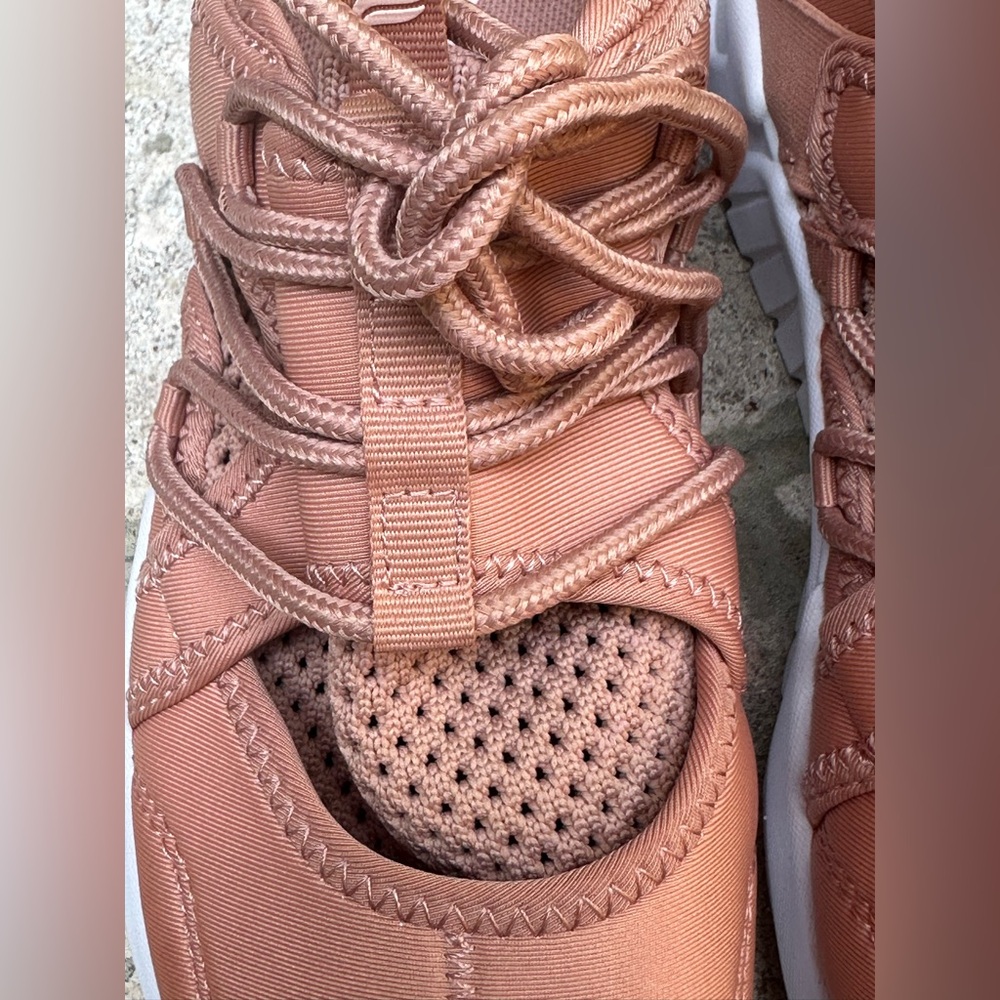 Fabletics Brookside Performance Sneakers Blush Pi… - image 8